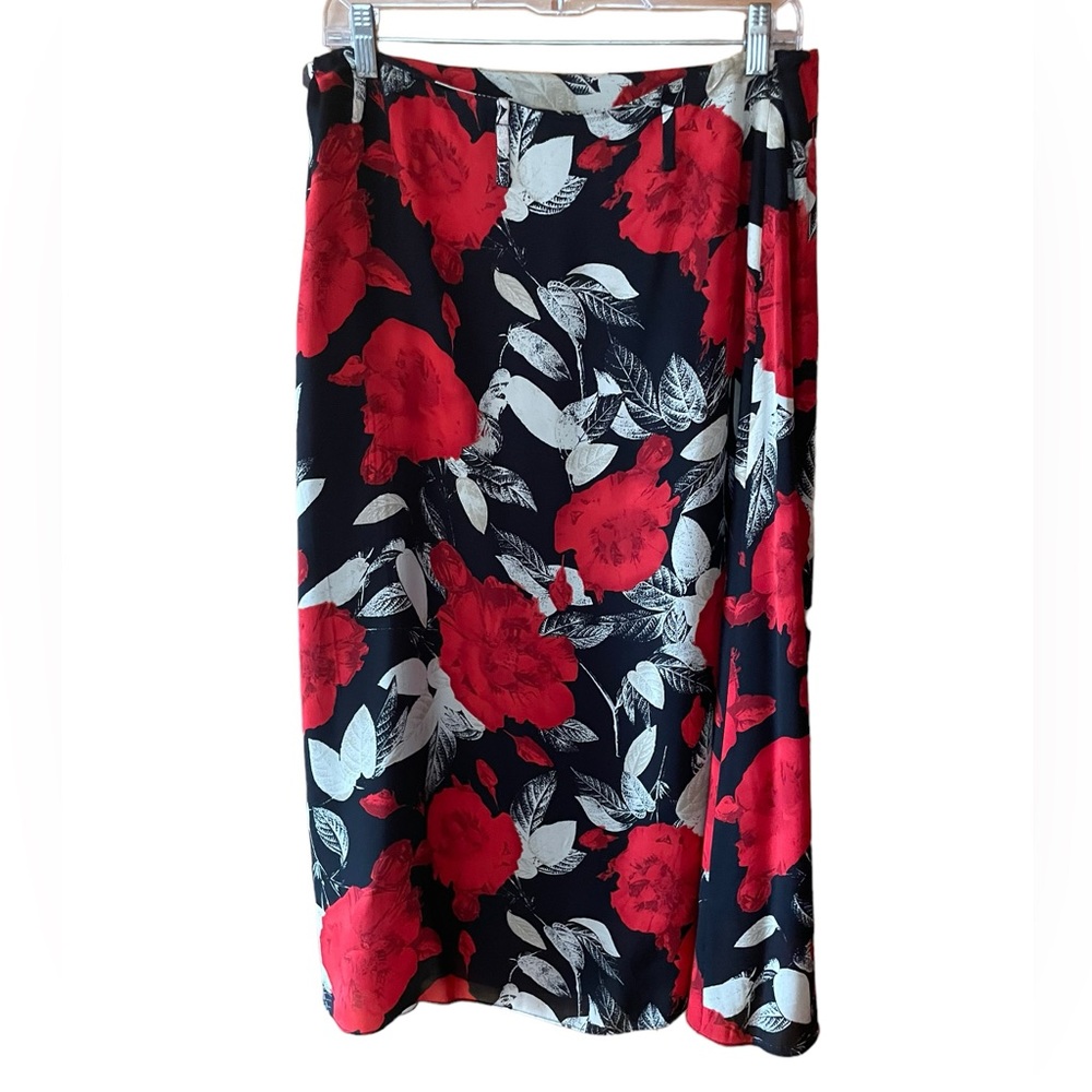1990s Rena Rowan 100% Silk‎ Floral Skirt